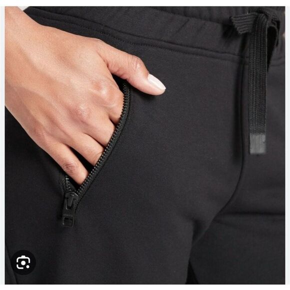 Athleta bounce back jogger in black size small - Picture 2 of 9